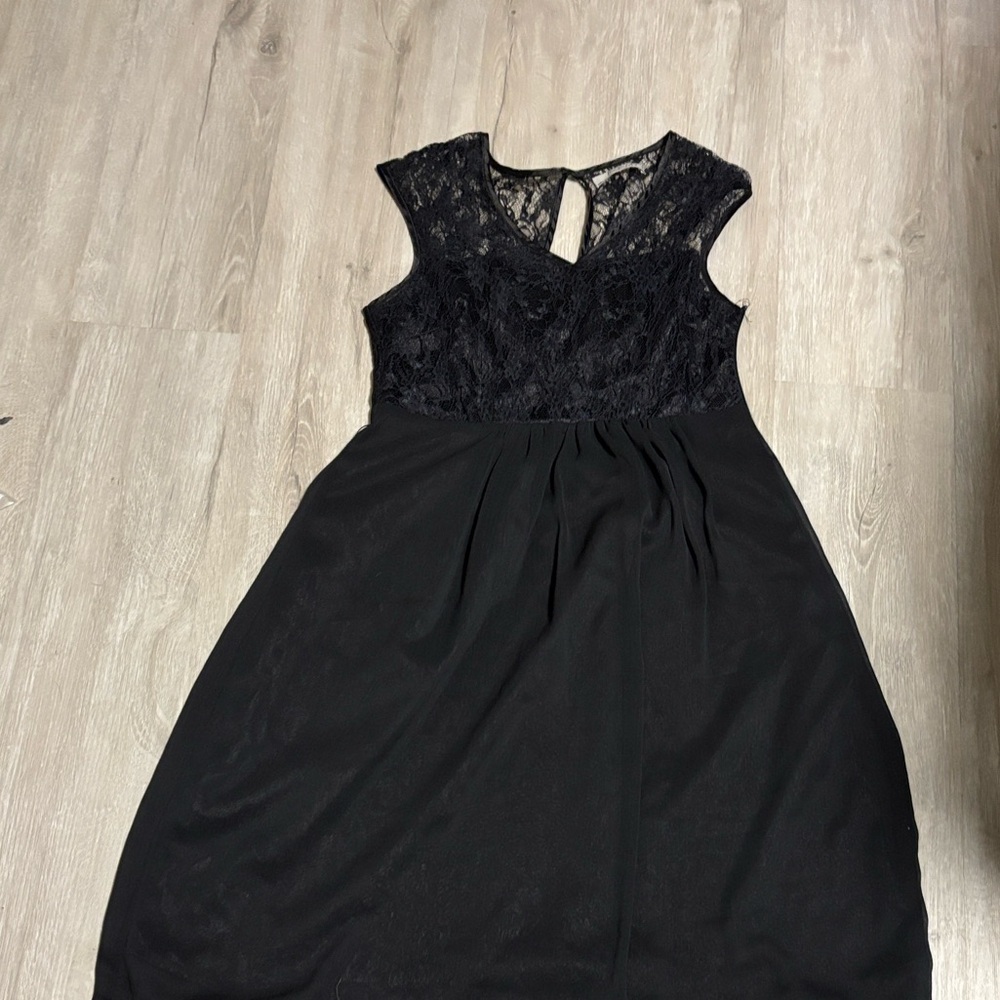 Romy Black Lace Evening Dress